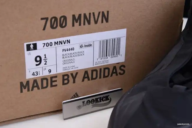 Black 700 Adidas Triple FV4440 MNVN Boost Yeezy 0519